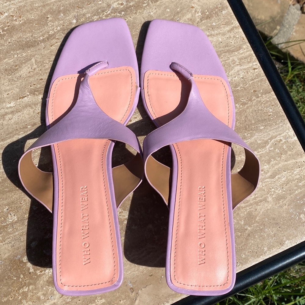 Like new Lilac kitten heel thongs